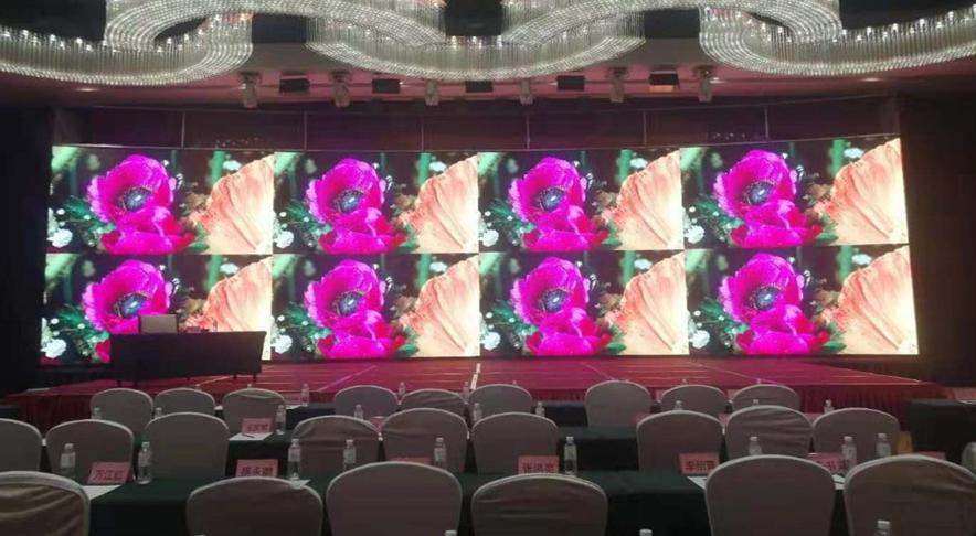 安阳某酒店会议室八画面分屏 LED 显示屏控制系统项目