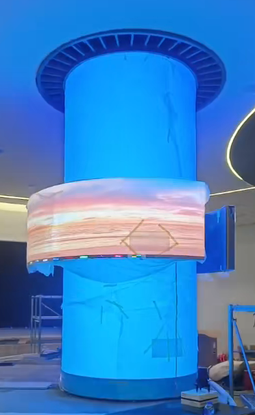 山西大同华阳科技裸眼 3D 柱型 LED 显示项目